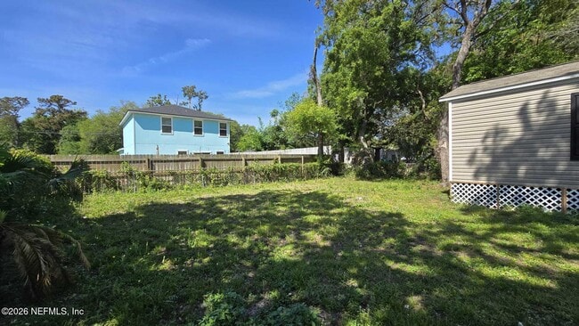 Building Photo - 1726 Bermuda Rd