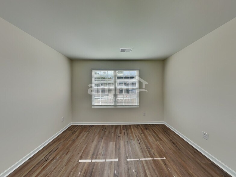 Building Photo - 1418 John Swann St
