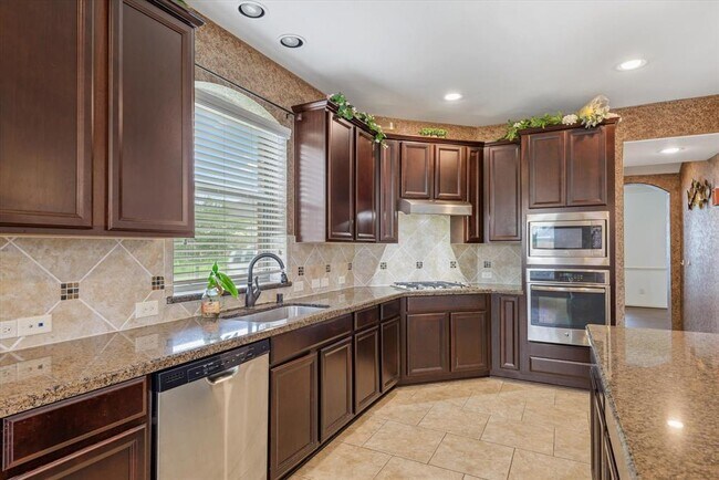 Building Photo - 9431 Copper Cove Ln