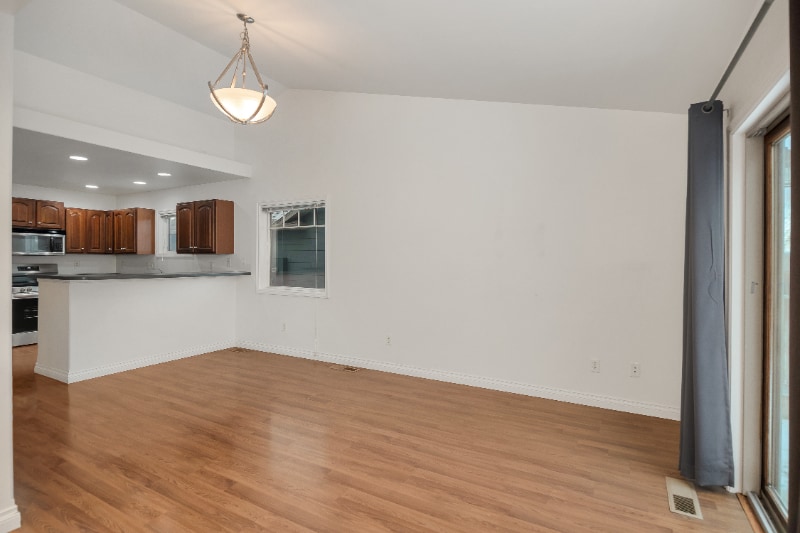 Building Photo - 922 Expedition Trail