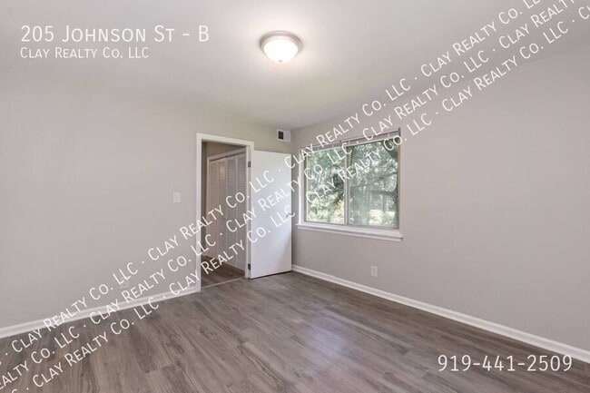 Building Photo - 205 Johnson St