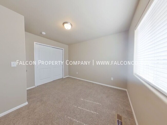 Building Photo - 7713 Jack Pine Grv
