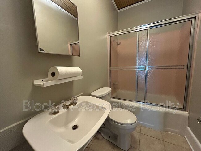 Building Photo - 311 Keating Dr