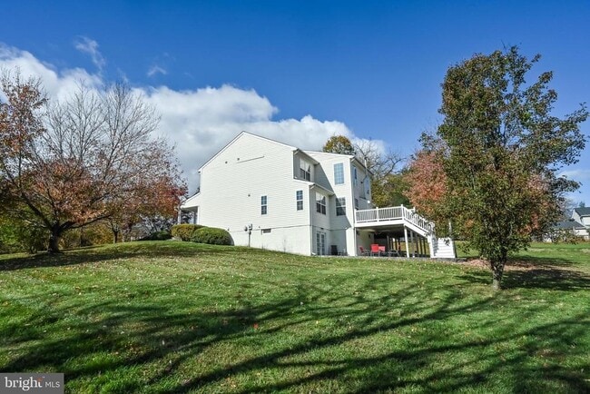 Building Photo - 404 Sage Ct