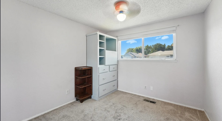 Building Photo - 3700 NW 191st Cir