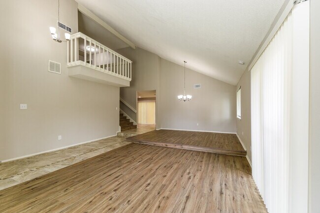 Building Photo - 12230 Villa Lea Ln