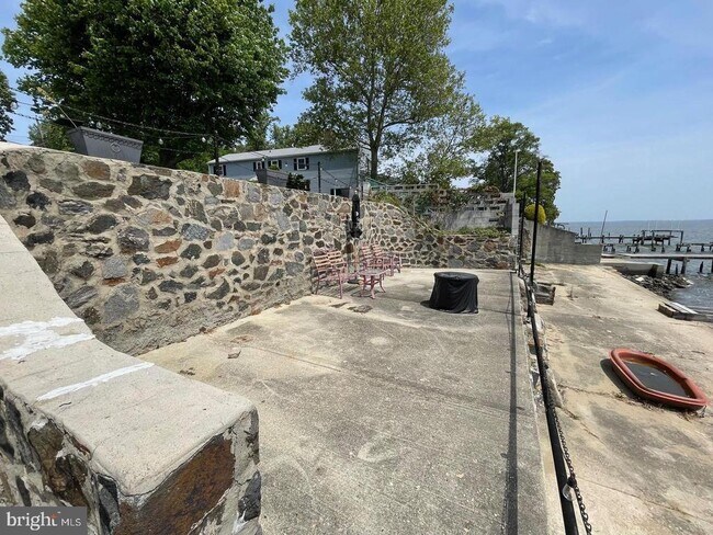 Building Photo - 2513 Barrison Point Rd