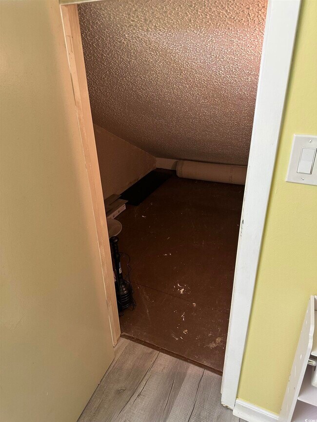 Building Photo - 4482 Little River Inn Ln