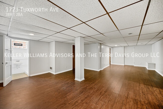 Building Photo - 1723 Tuxworth Ave