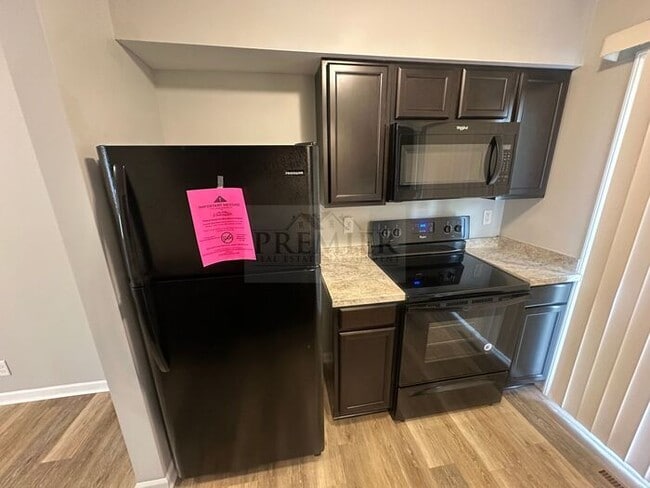 Building Photo - 9314 Reeder Dr