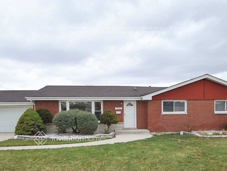 Primary Photo - 7648 S Oconto Ave