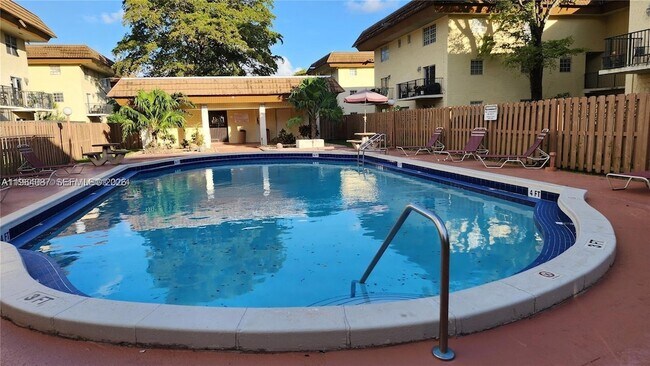 Building Photo - 8600 SW 109th Ave