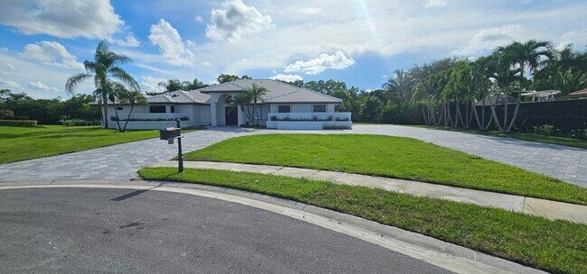 Building Photo - 21046 N Sweetwater Ln