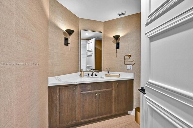 Building Photo - 13637 Deering Bay Dr