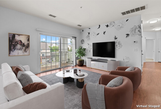 Building Photo - 8441 Callabee Way