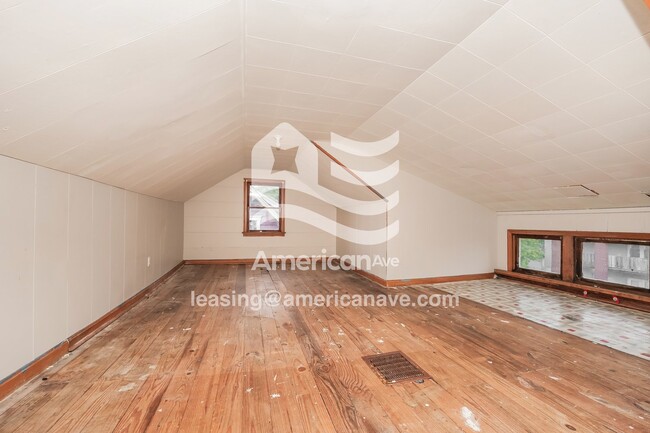 Building Photo - 2518 6th St NW