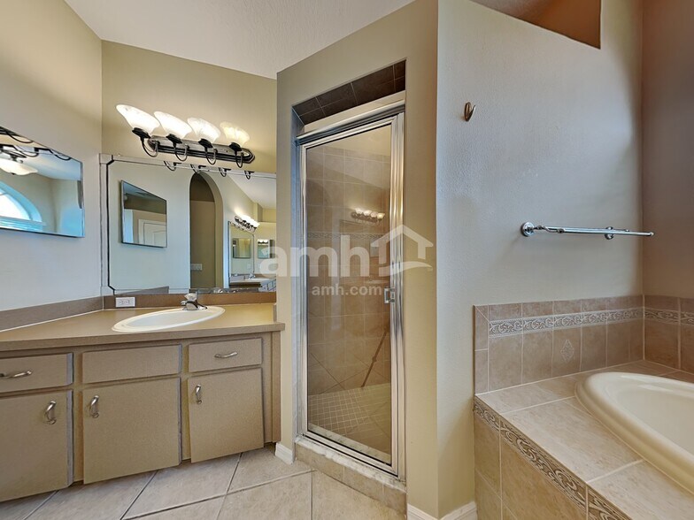 Building Photo - 8452 Fenholloway Ct