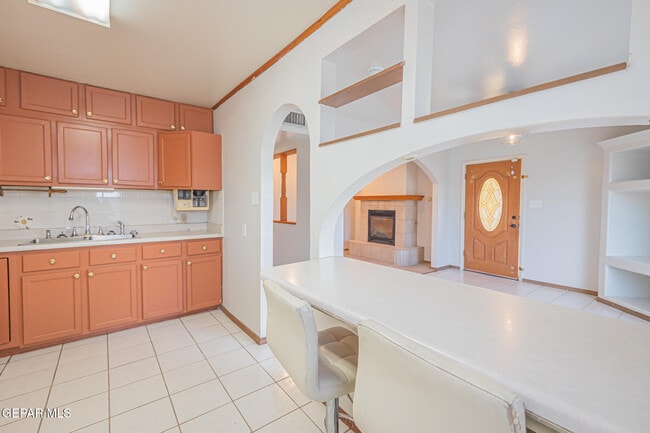 Building Photo - 201 Foster Dr