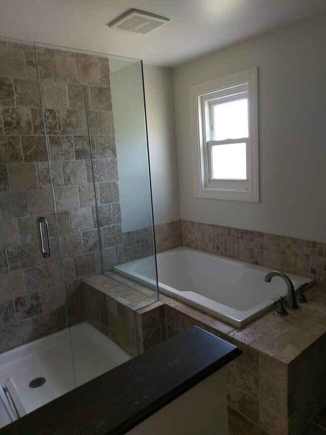 Building Photo - 6474 Branch Hill-Guinea Pike