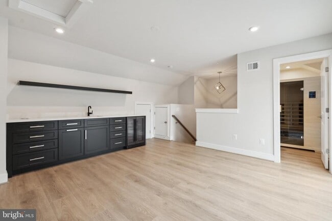 Building Photo - 3034 Declan Way