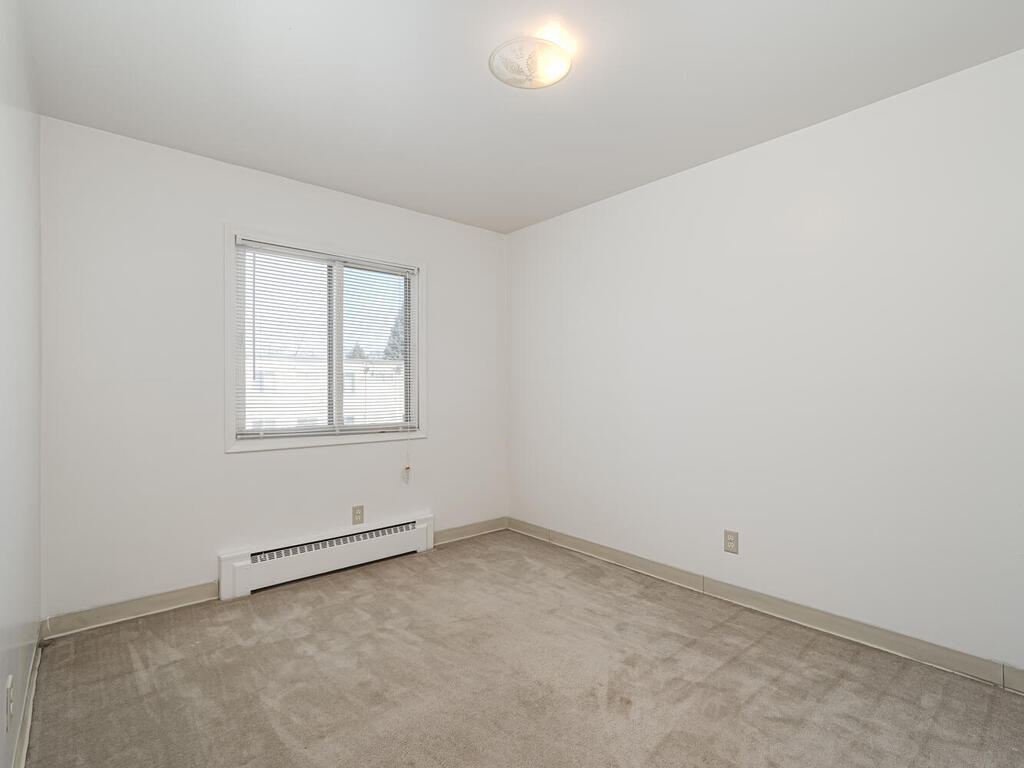 Building Photo - 4965 3rd St NE