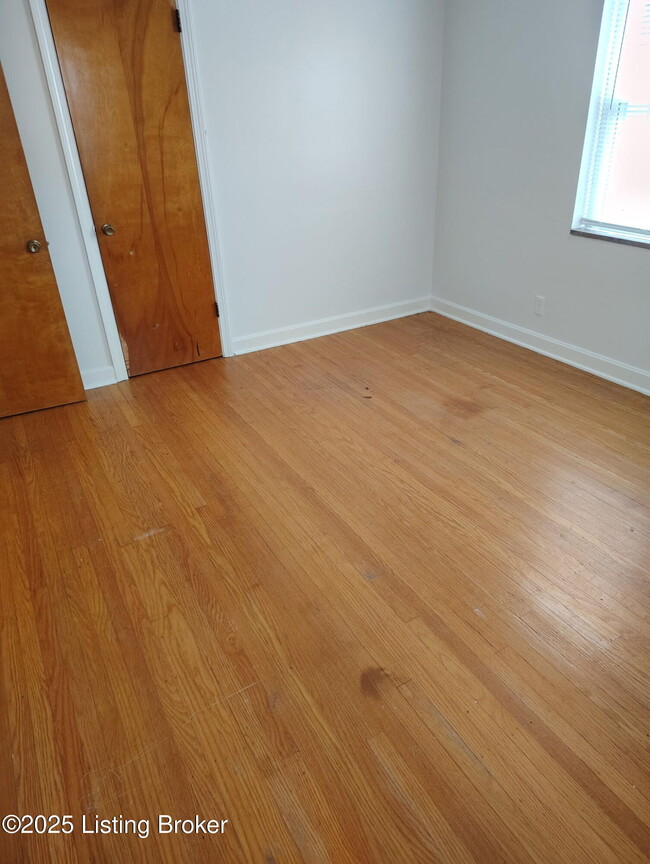 Building Photo - 4225 Norbourne Blvd