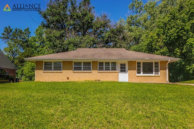 Building Photo - 1533 Pipher Ln