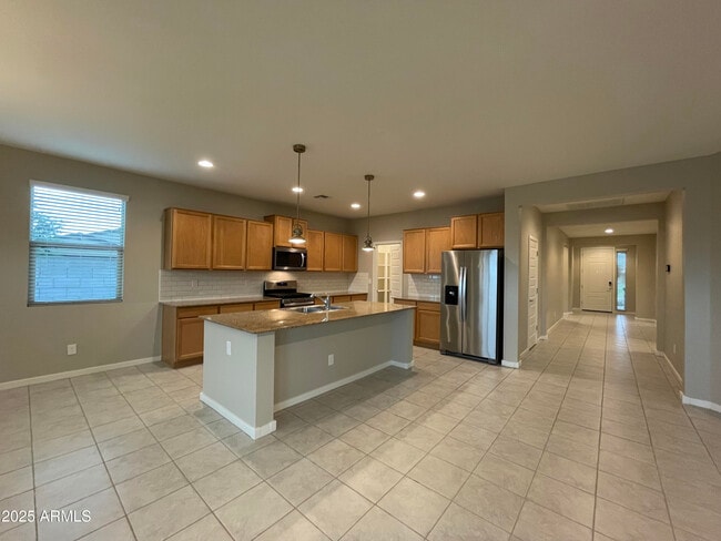 Building Photo - 735 W Micanopy Trl.