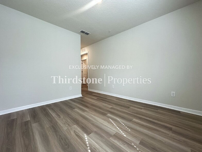 Building Photo - 6522 Sweetbay Ln