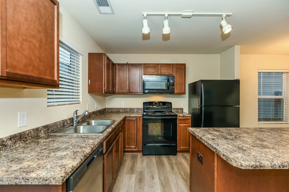 Building Photo - 83 Sharp Wy