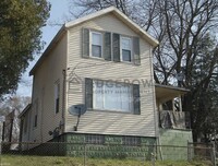 Building Photo - 1105 Baxter St SE