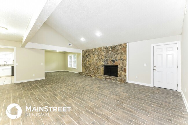 Building Photo - 1823 Quailwood Dr