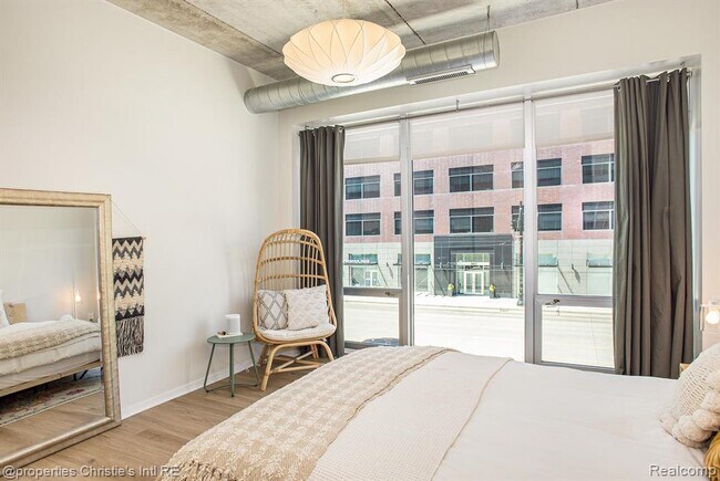 Building Photo - 3670 Woodward Ave