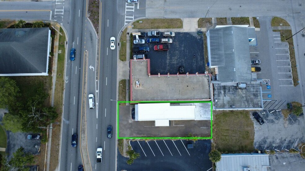 Building Photo - 1221 Court St