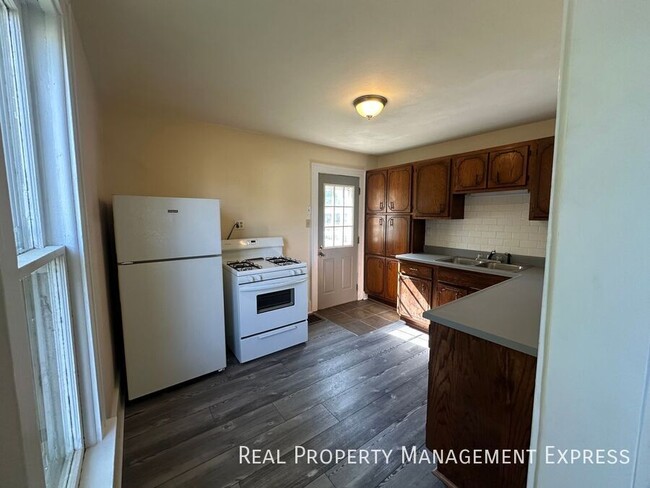 Building Photo - 1 Bed 1 Bath Main-Level Living in Sioux Falls