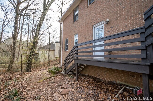 Building Photo - 275 Brookstone Dr
