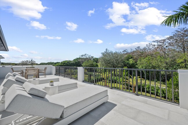 Building Photo - 3221 Blue Cypress Ln