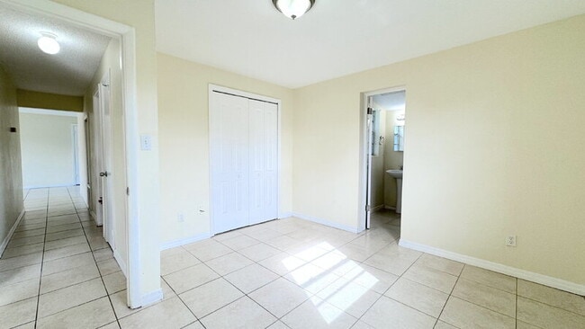 Building Photo - 1037 Berkshire Rd