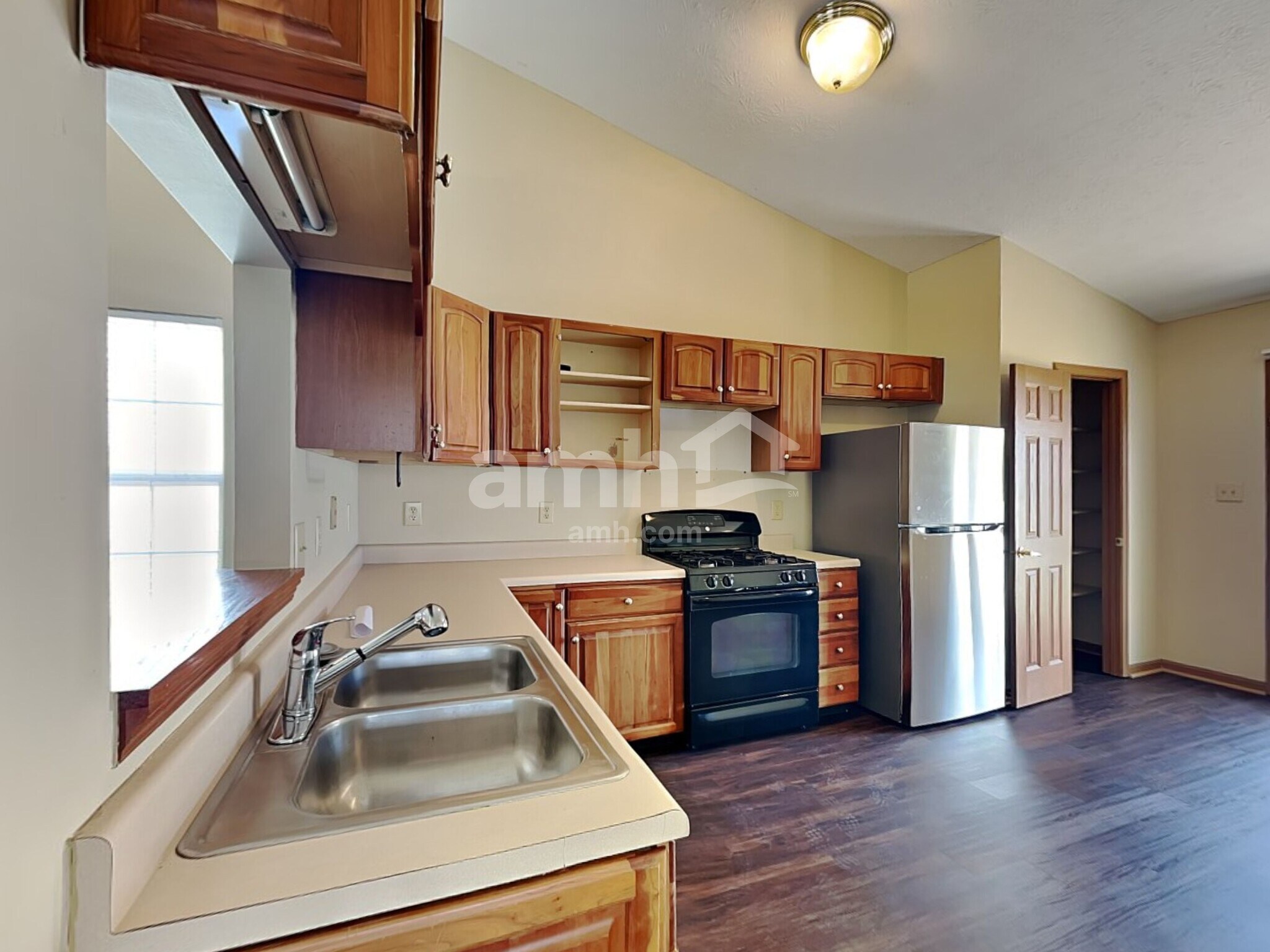 Building Photo - 1399 Palm Ct