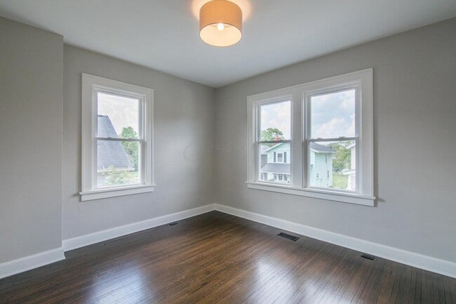 Building Photo - 778 S 17th St