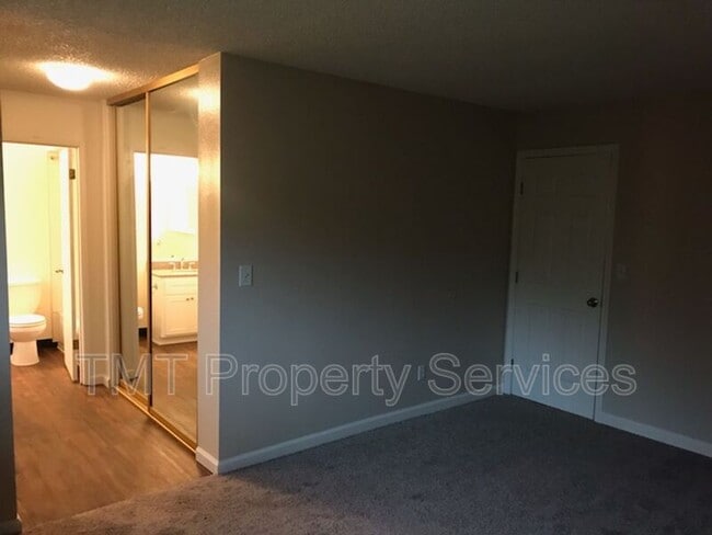 Building Photo - 6803 Trovita Way