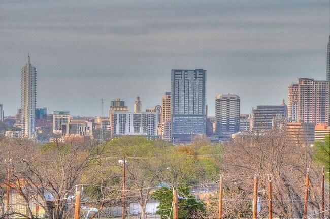 Building Photo - 2606 Wilson St