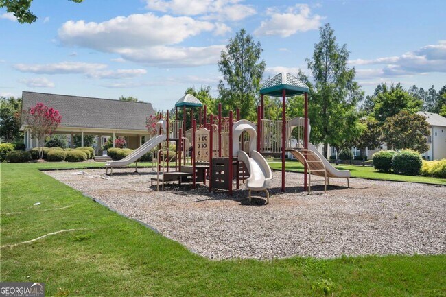 Building Photo - 605 Lofty Ln