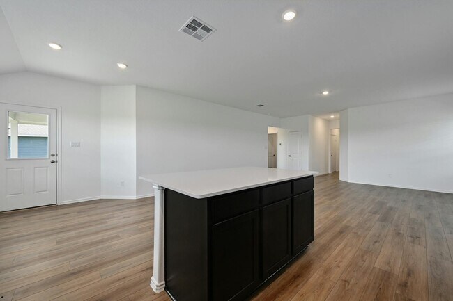 Building Photo - 1564 Marley