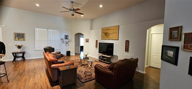 Building Photo - 1934 Abbey Ridge Dr