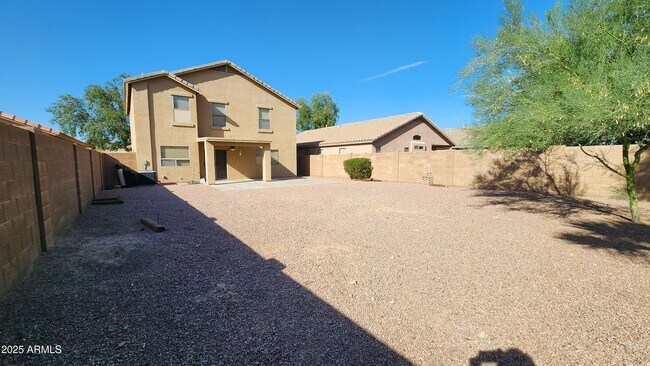 Building Photo - 42553 W Michaels Dr