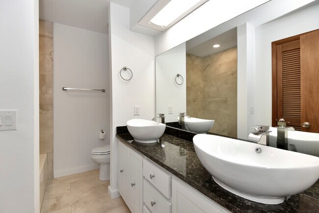 Building Photo - 40 River Ridge Trail