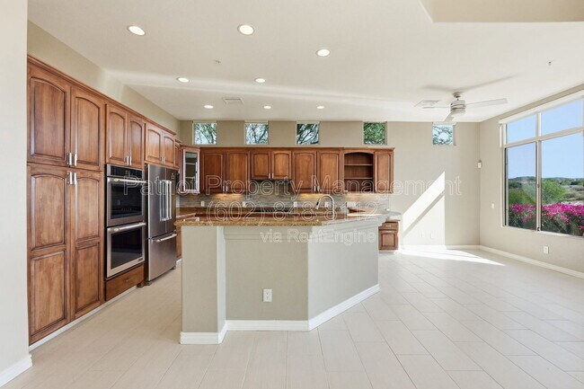 Building Photo - 11047 E Mirasol Cir