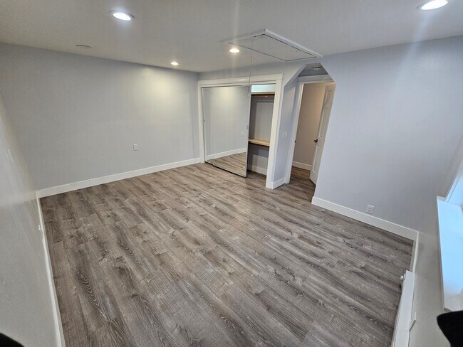 Building Photo - 829 2nd Ave N