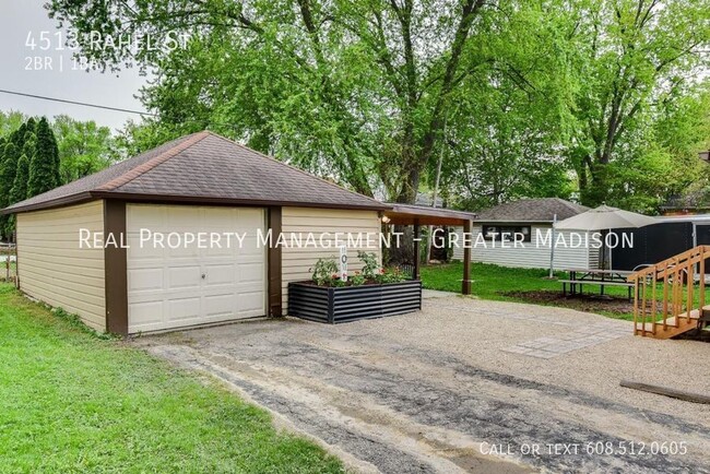 Building Photo - Beautiful fully remodeled House on Madison...